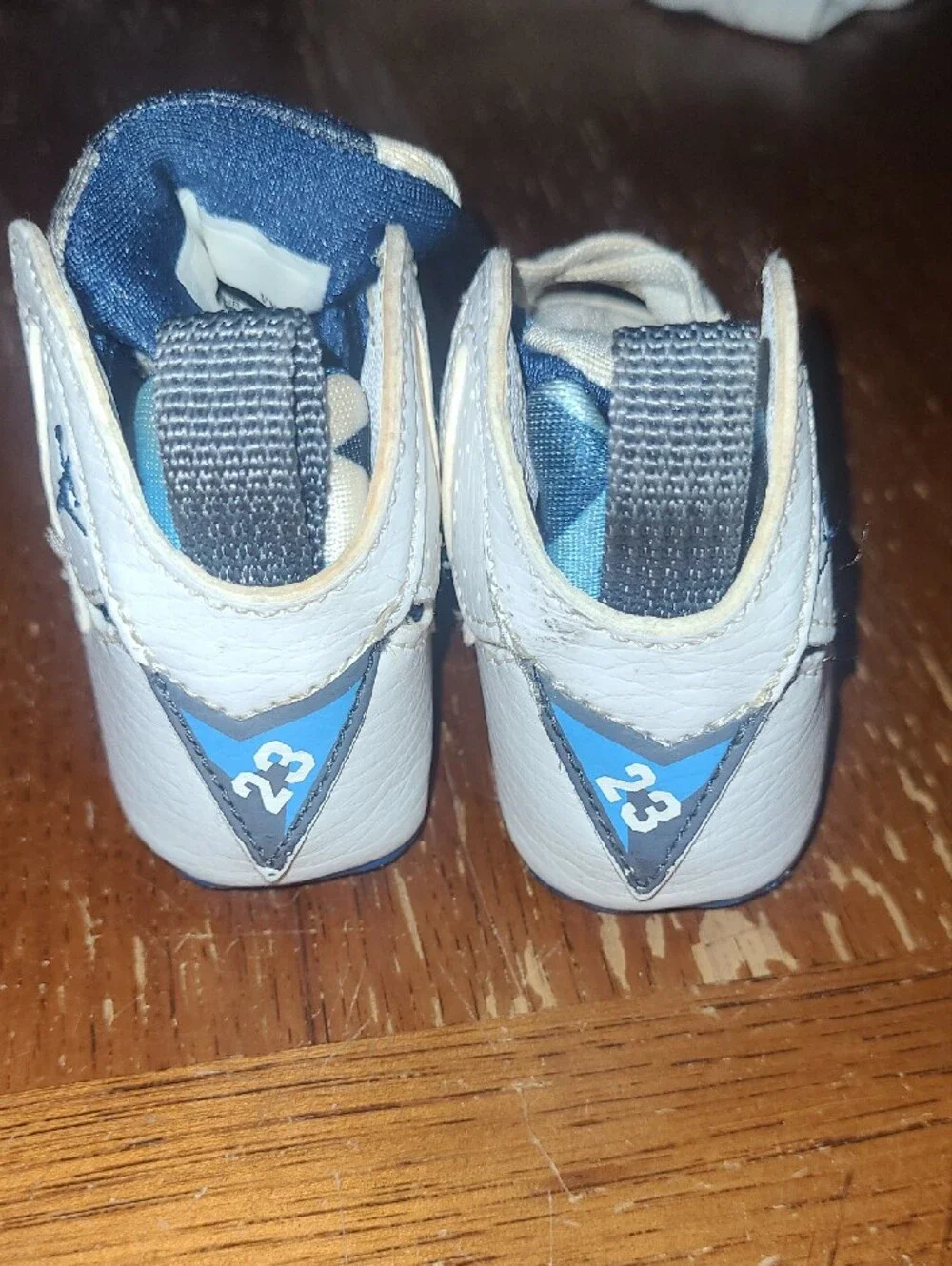 Jordan Vintage Baby White and Navy Crib Shoes Size 1